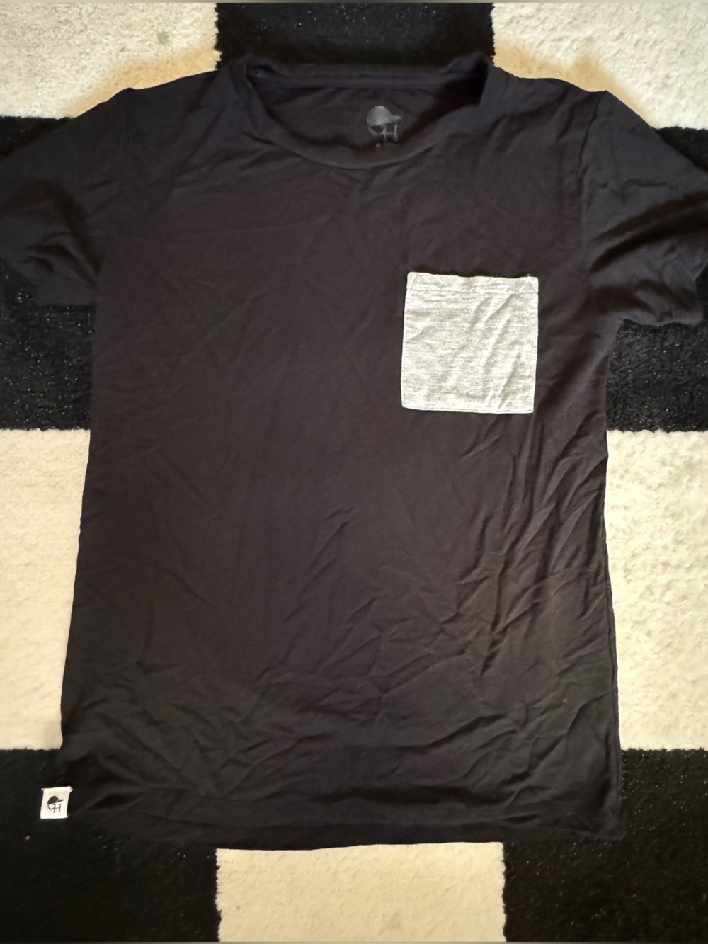 Black Short-Sleeve Tee with Light Gray Chest Pocket